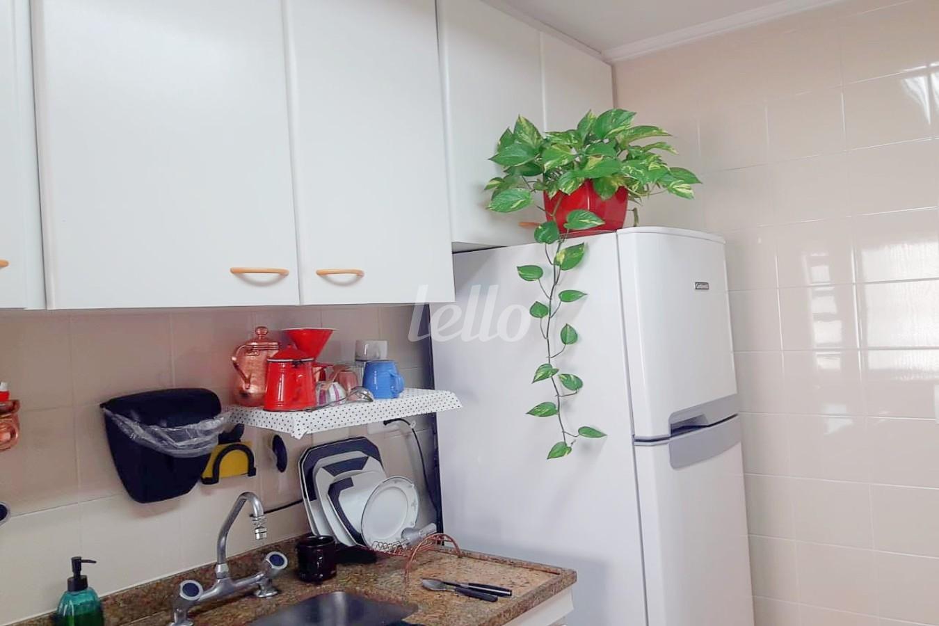 COZINHA de Apartamento à venda, Padrão com 70 m², 2 quartos e 1 vaga em Saúde - São Paulo