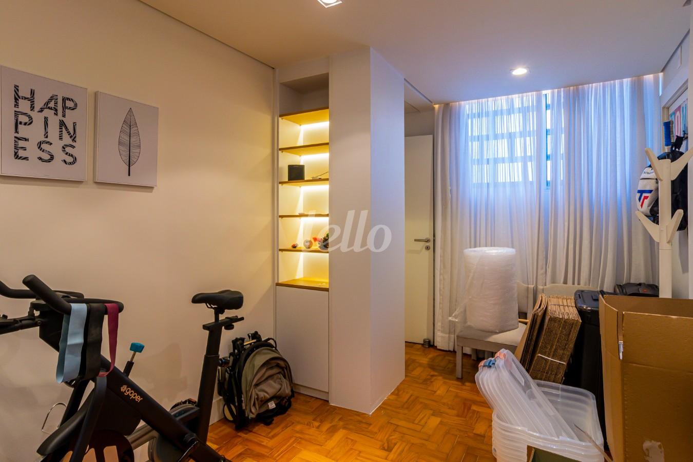 DORMITORIO 2 de Apartamento para alugar, Padrão com 180 m², 4 quartos e 1 vaga em Higienópolis - São Paulo