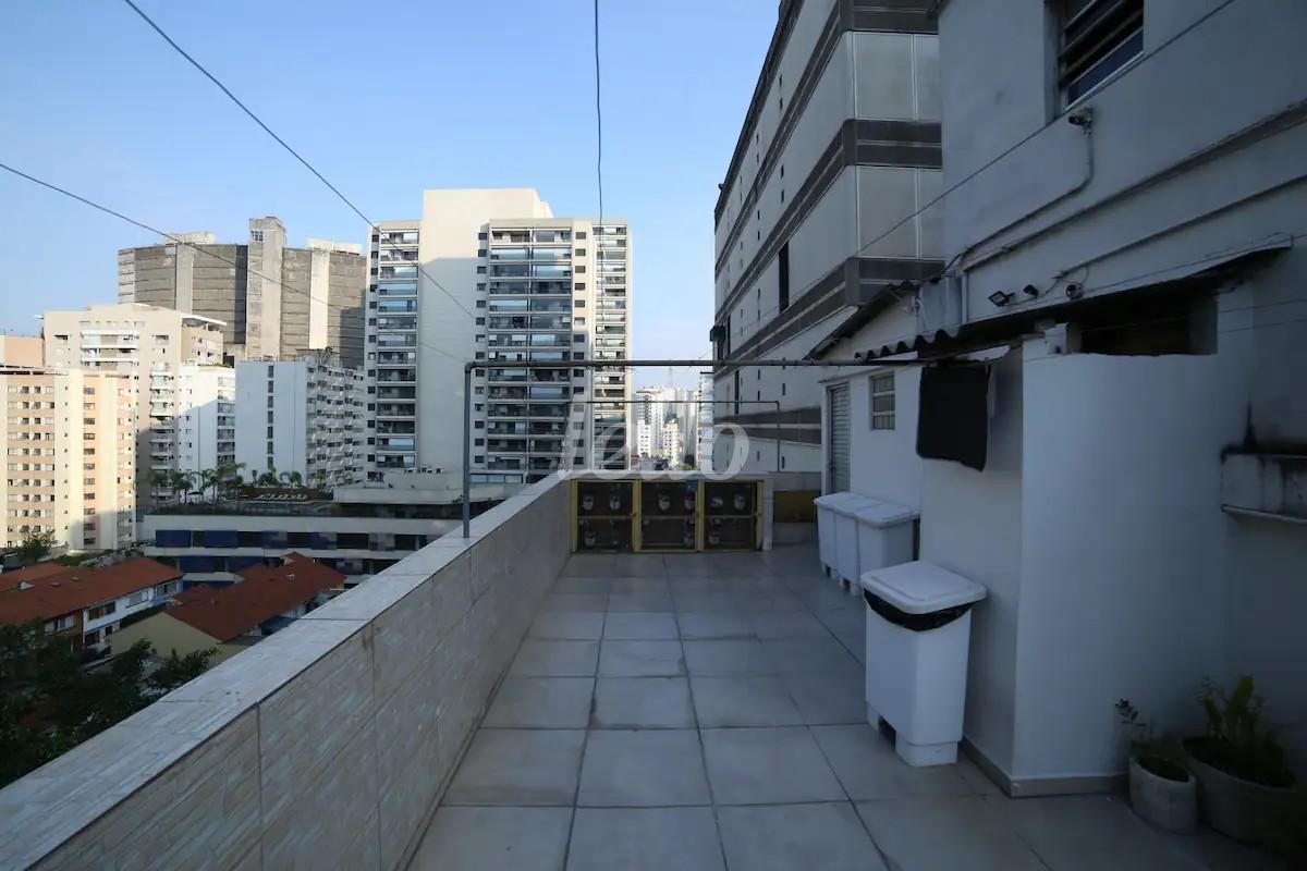 SACADA de Apartamento à venda, Padrão com 35 m², 1 quarto e em Bela Vista - São Paulo