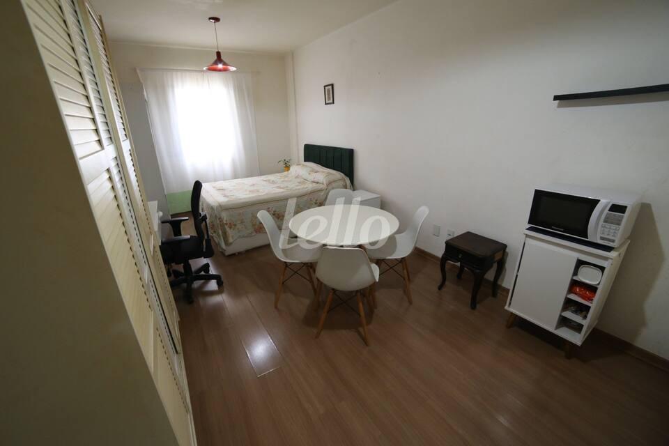 SALA de Apartamento à venda, Padrão com 35 m², 1 quarto e em Bela Vista - São Paulo