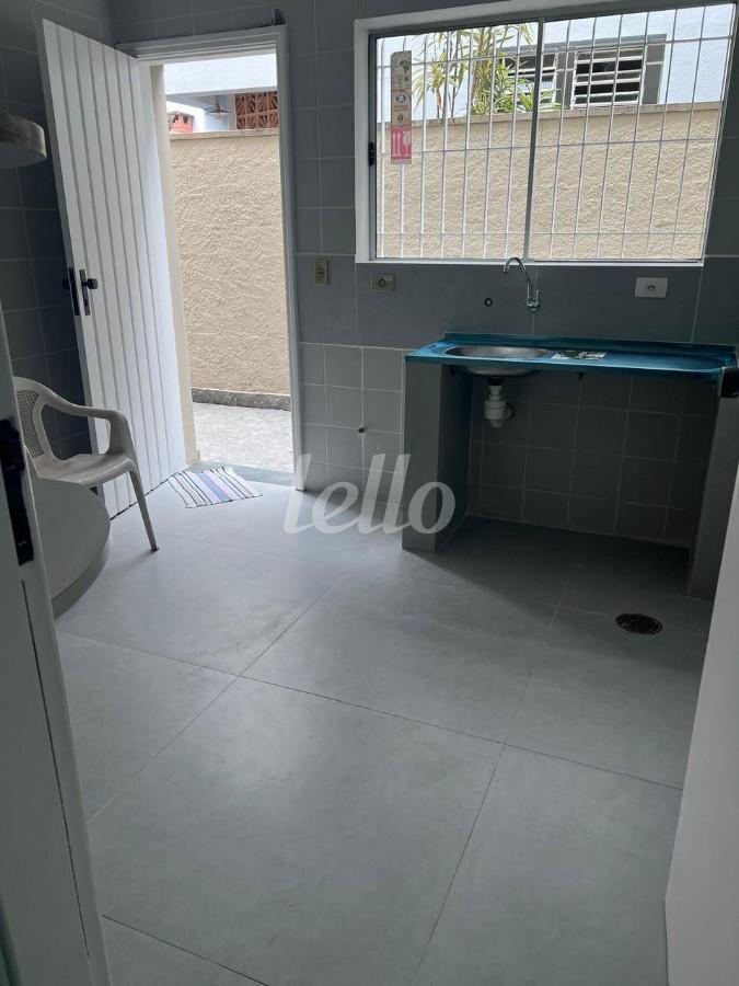 COZINHA de Casa para alugar, sobrado com 120 m², 1 quarto e 2 vagas em Campo Belo - São Paulo