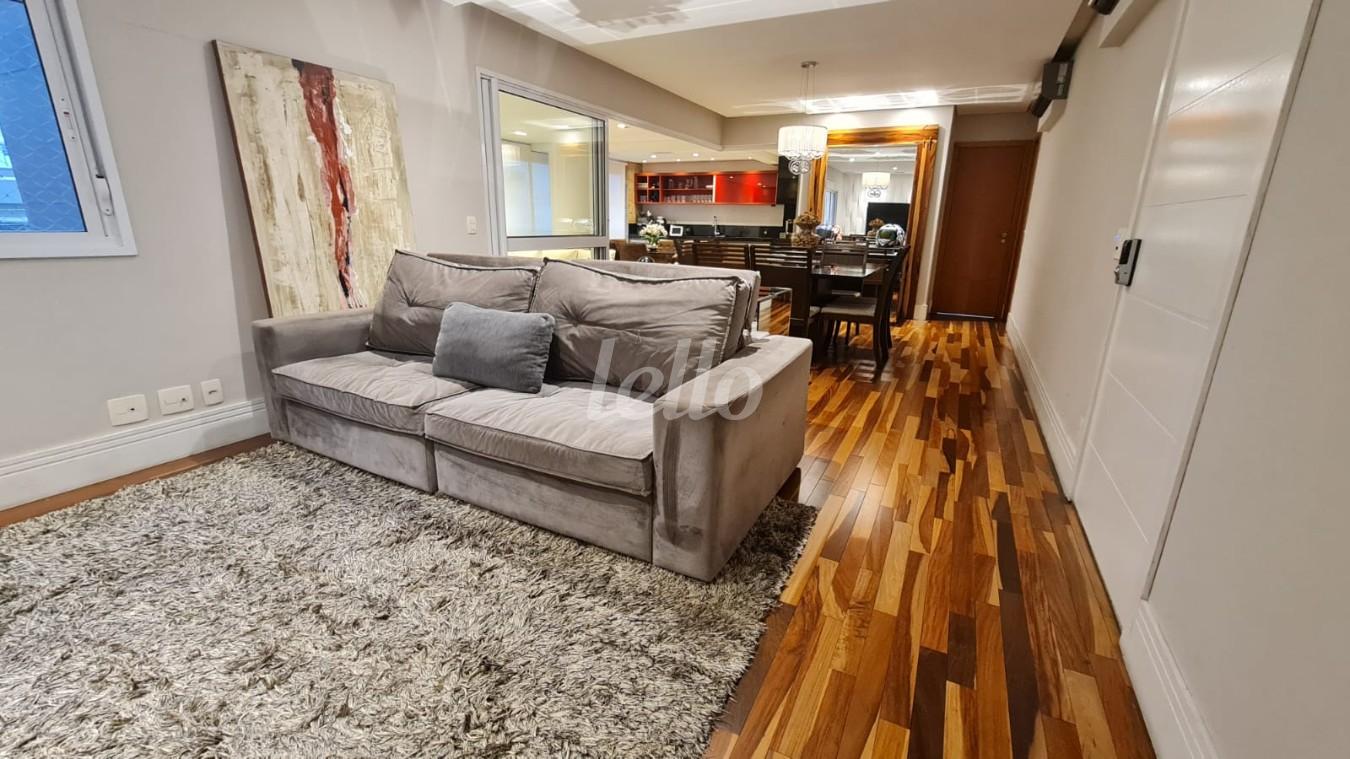 SALA de Apartamento à venda, Padrão com 174 m², 3 quartos e 3 vagas em Ch Santo Antônio (ZL) - São Paulo