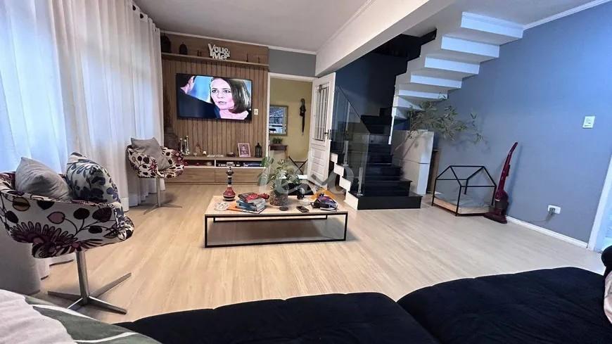 SALA de Casa para alugar, sobrado com 230 m², 3 quartos e 1 vaga em Vila Prudente - São Paulo