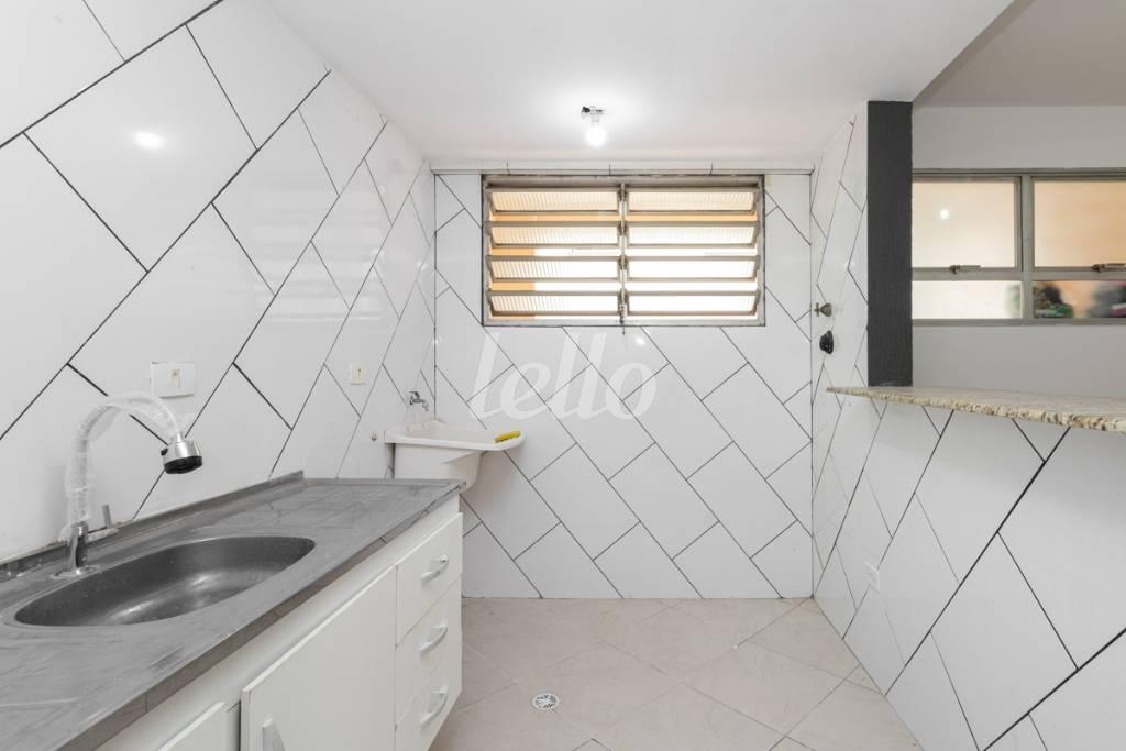 COZINHA de Apartamento para alugar, Padrão com 52 m², 1 quarto e 1 vaga em Sé - São Paulo