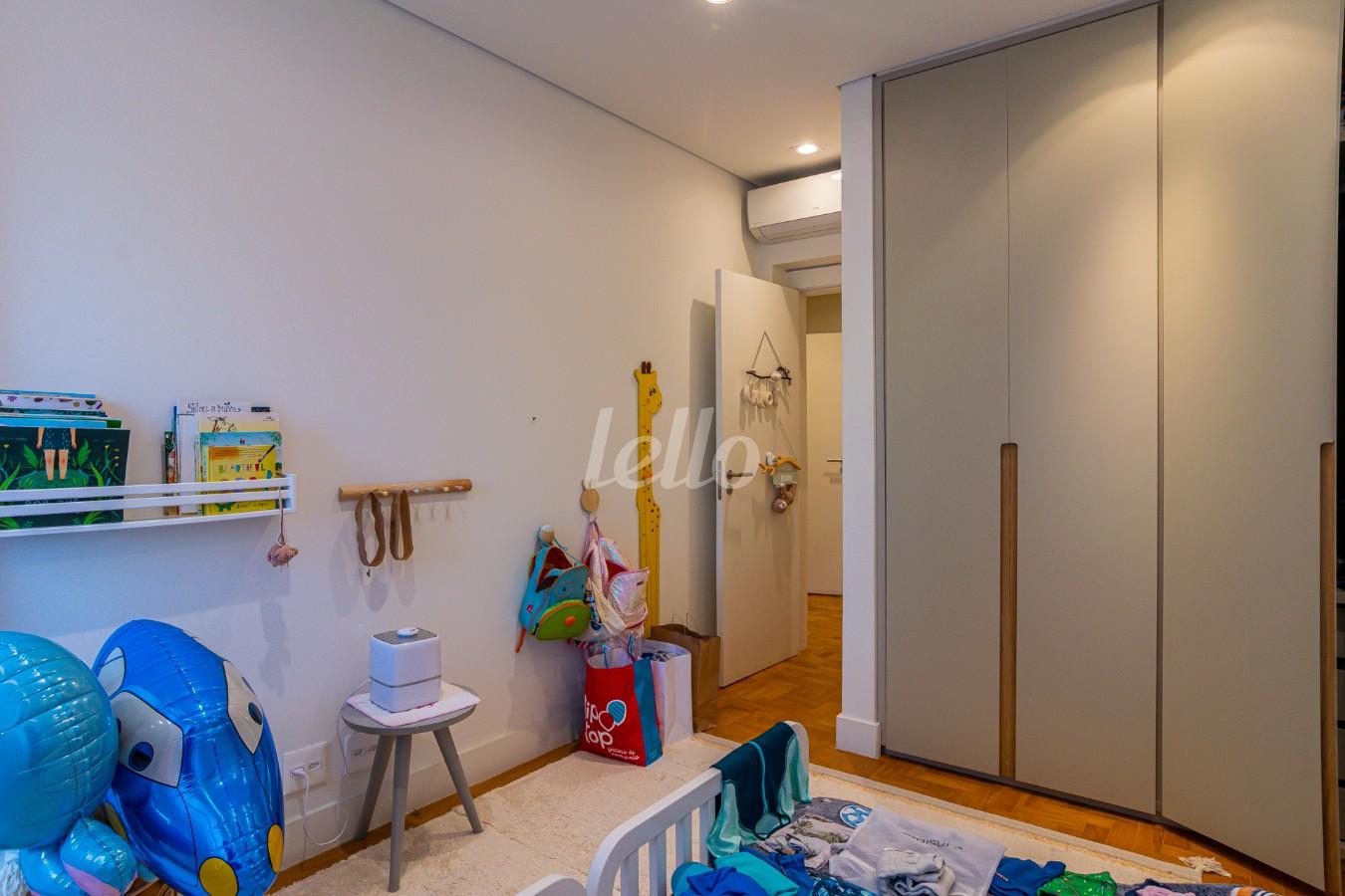 DORMITORIO 3 de Apartamento para alugar, Padrão com 180 m², 4 quartos e 1 vaga em Higienópolis - São Paulo