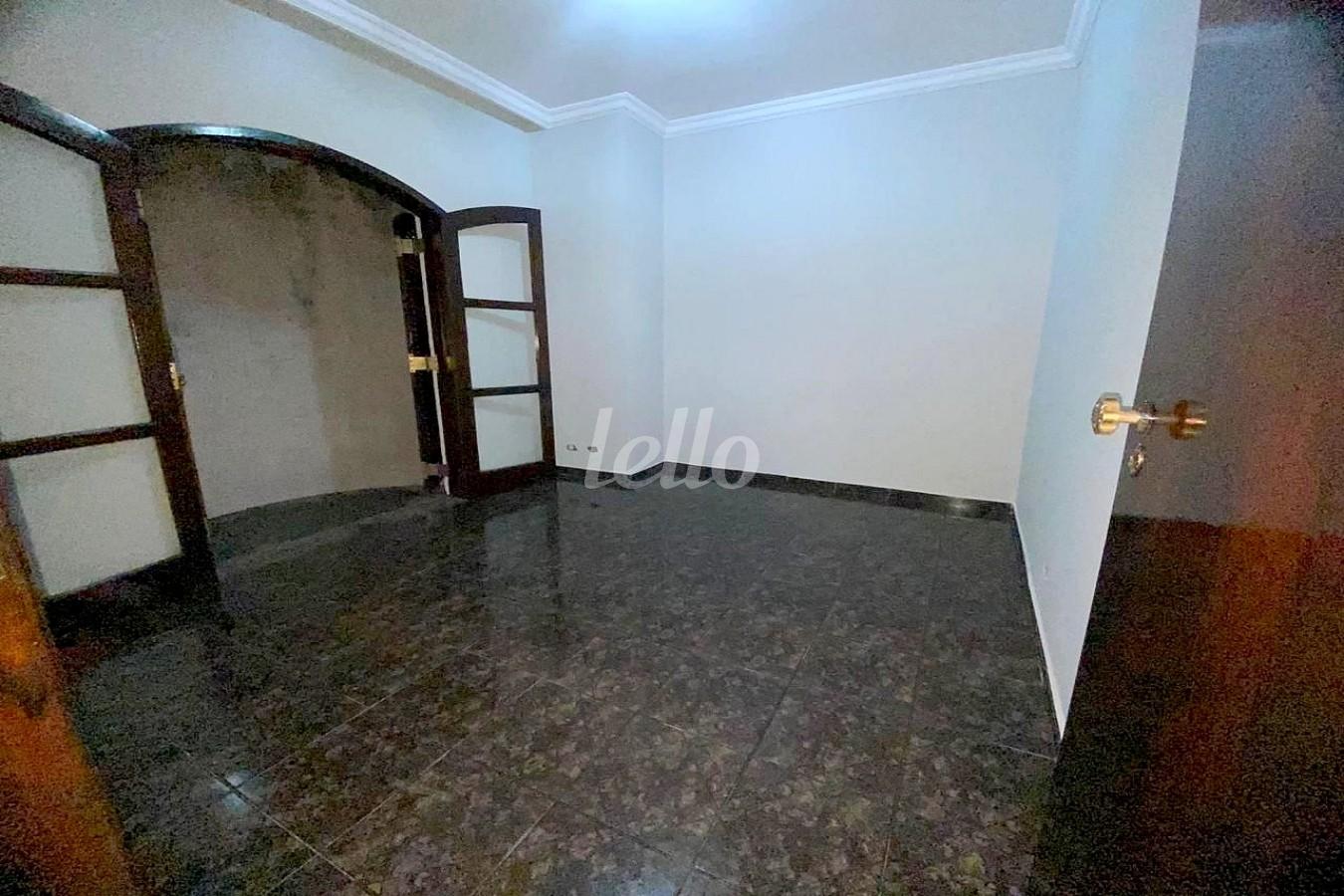 DORMITORIO de Casa à venda, sobrado com 191 m², 4 quartos e 2 vagas em Vila Macedópolis - São Paulo