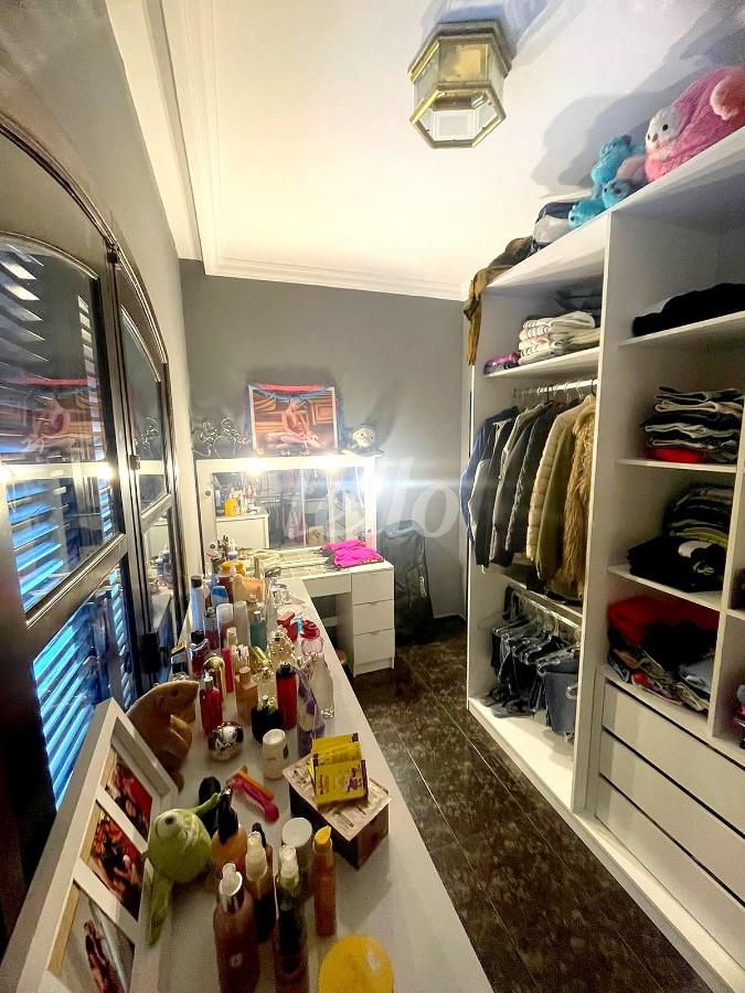 CLOSET de Casa à venda, sobrado com 191 m², 4 quartos e 2 vagas em Vila Macedópolis - São Paulo