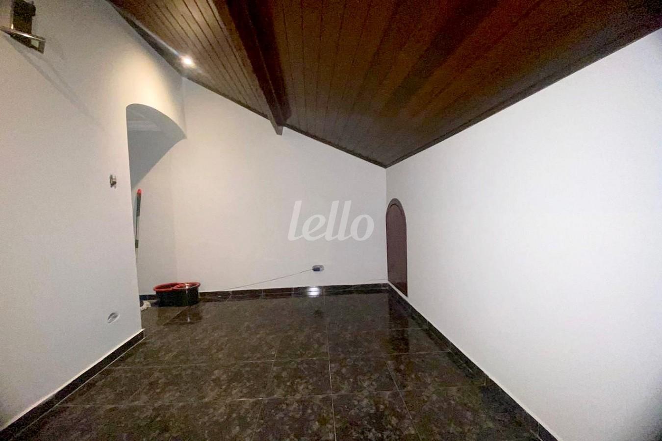 DORMITORIO de Casa à venda, sobrado com 191 m², 4 quartos e 2 vagas em Vila Macedópolis - São Paulo