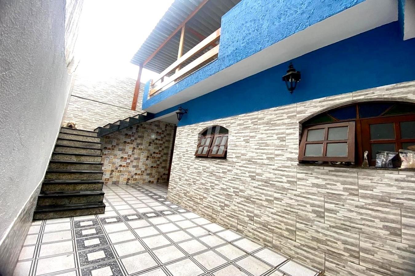 QUINTAL de Casa à venda, sobrado com 191 m², 4 quartos e 2 vagas em Vila Macedópolis - São Paulo