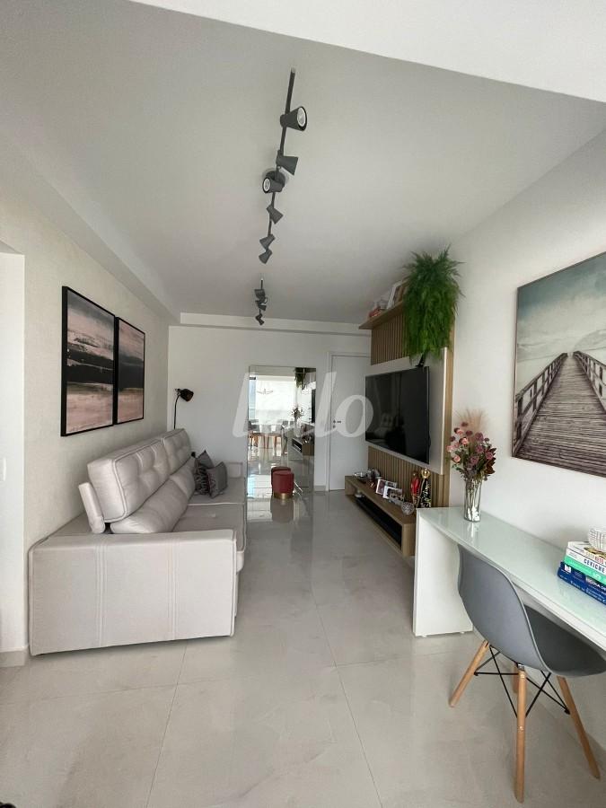 SALA de Apartamento à venda, Padrão com 69 m², 3 quartos e 1 vaga em Vila Gomes Cardim - São Paulo