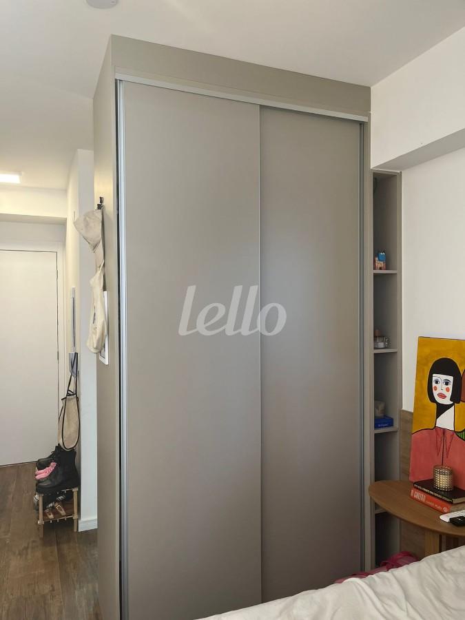 DORMITORIO de Apartamento à venda, Padrão com 32 m², 1 quarto e em Vila Mariana - São Paulo