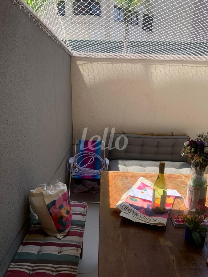 VARANDA de Apartamento à venda, Padrão com 32 m², 1 quarto e em Vila Mariana - São Paulo