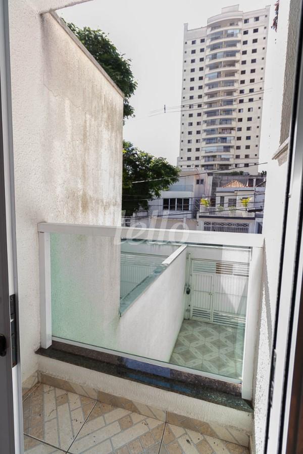 BANHEIRO SUITE 1 de Casa para alugar, sobrado com 150 m², 3 quartos e 2 vagas em Vila Prudente - São Paulo