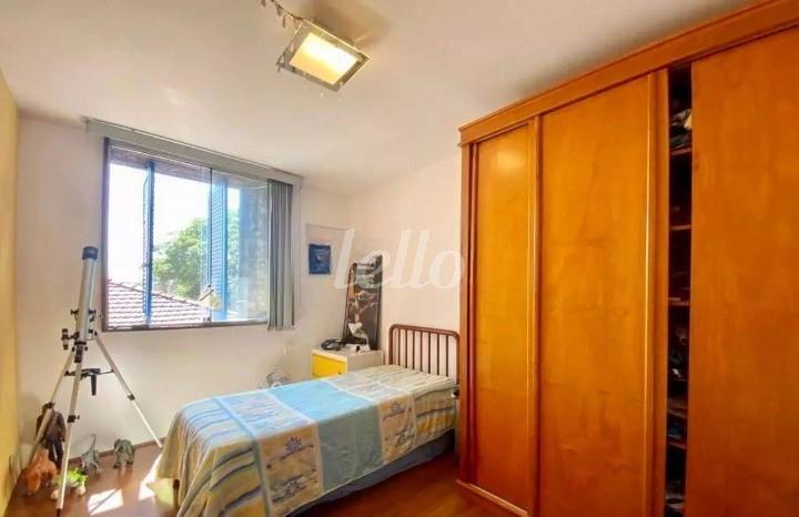 DORMITORIO de Casa para alugar, sobrado com 250 m², 4 quartos e 2 vagas em Instituto de Previdência - São Paulo