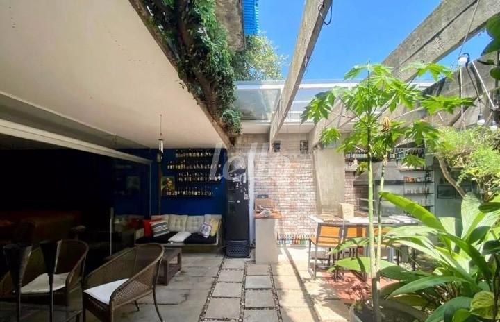 AREA EXTERNA de Casa para alugar, sobrado com 250 m², 4 quartos e 2 vagas em Instituto de Previdência - São Paulo