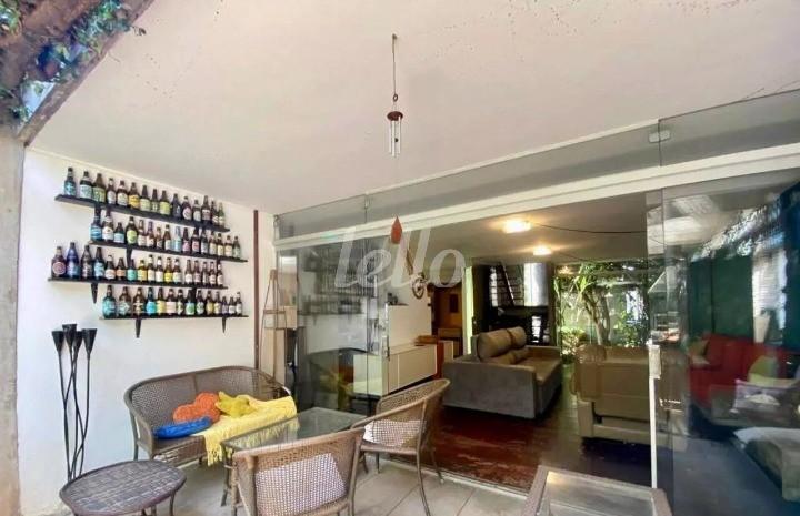 SALA de Casa para alugar, sobrado com 250 m², 4 quartos e 2 vagas em Instituto de Previdência - São Paulo