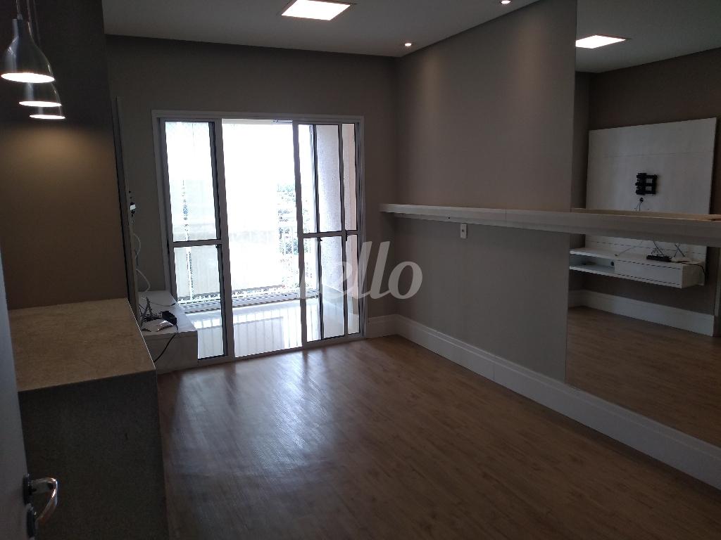 SALA 2 AMBIENTES de Apartamento para alugar, Padrão com 70 m², 2 quartos e 2 vagas em Jardim Bonfiglioli - Jundiaí