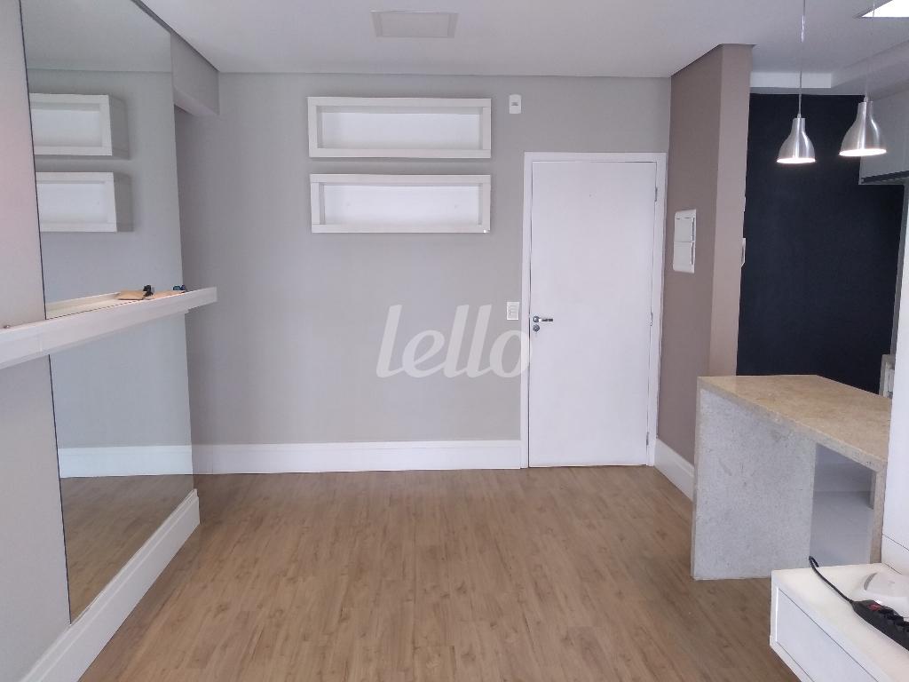 SALA 2 AMBIENTES de Apartamento para alugar, Padrão com 70 m², 2 quartos e 2 vagas em Jardim Bonfiglioli - Jundiaí