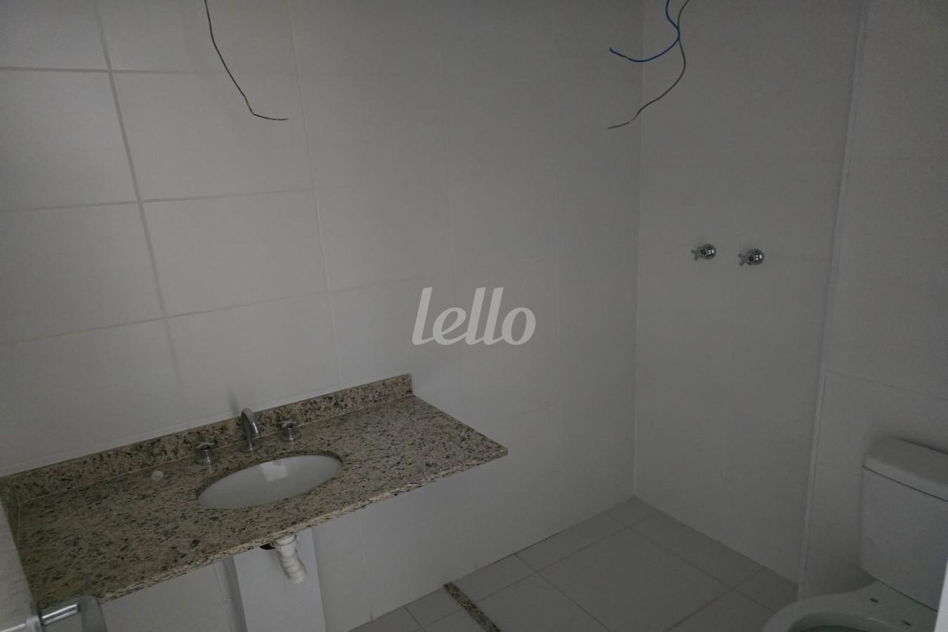 BANHEIRO SOCIAL de Apartamento à venda, Padrão com 54 m², 2 quartos e 1 vaga em Centro - São Bernardo do Campo