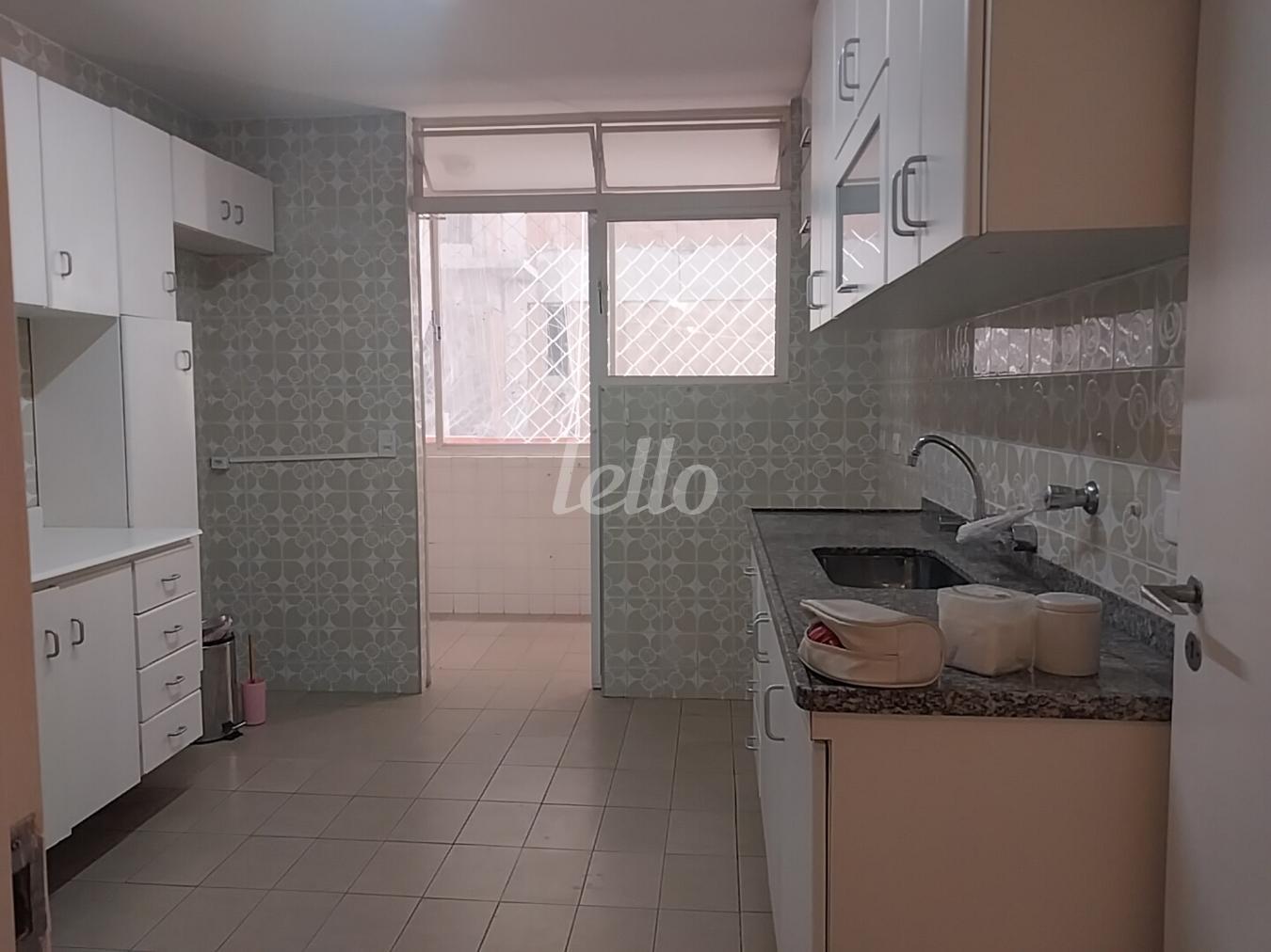 5-COZINHA-002.JPG de Apartamento à venda, Padrão com 105 m², 2 quartos e 1 vaga em Indianópolis - São Paulo