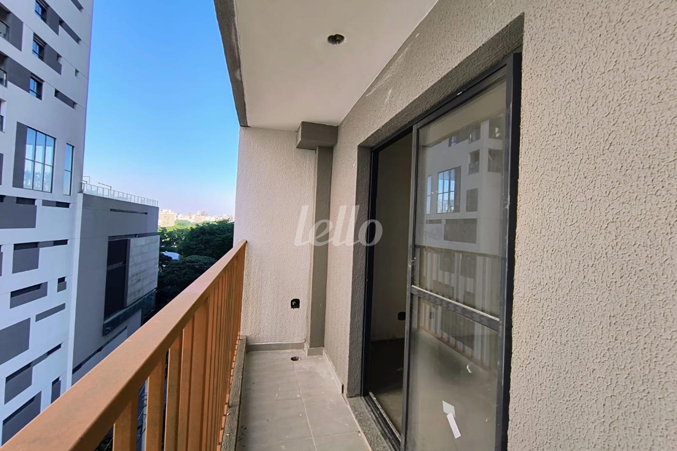 VARANDA de Apartamento à venda, Studio com 25 m², 1 quarto e em Pinheiros - São Paulo