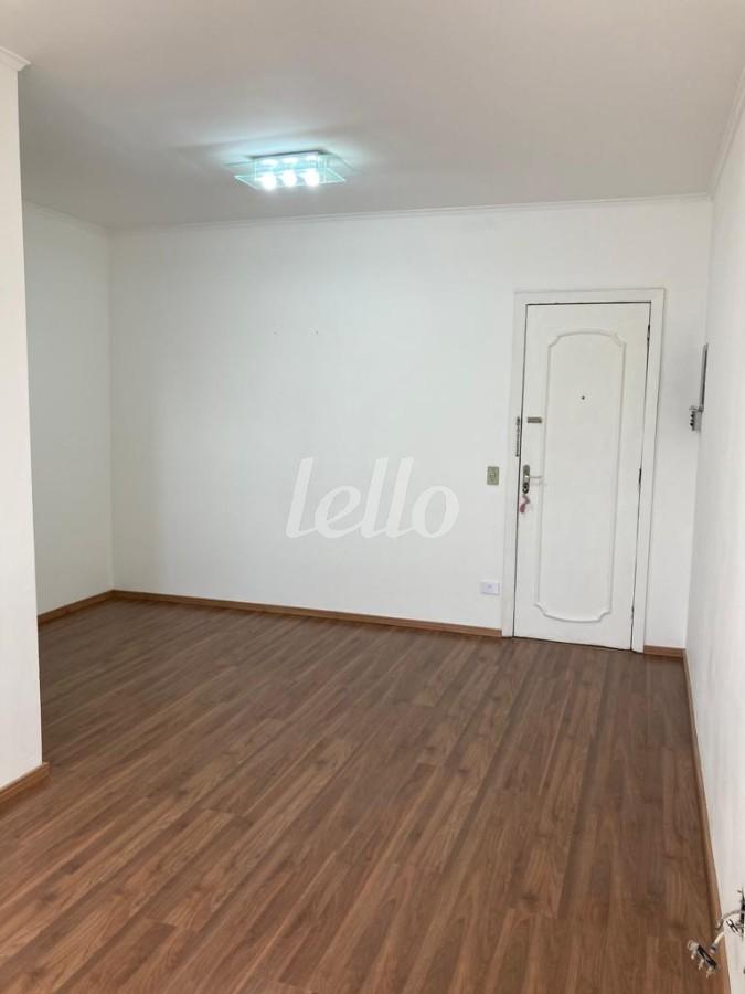 SALA de Apartamento para alugar, Padrão com 60 m², 1 quarto e 1 vaga em Vila Moraes - São Paulo