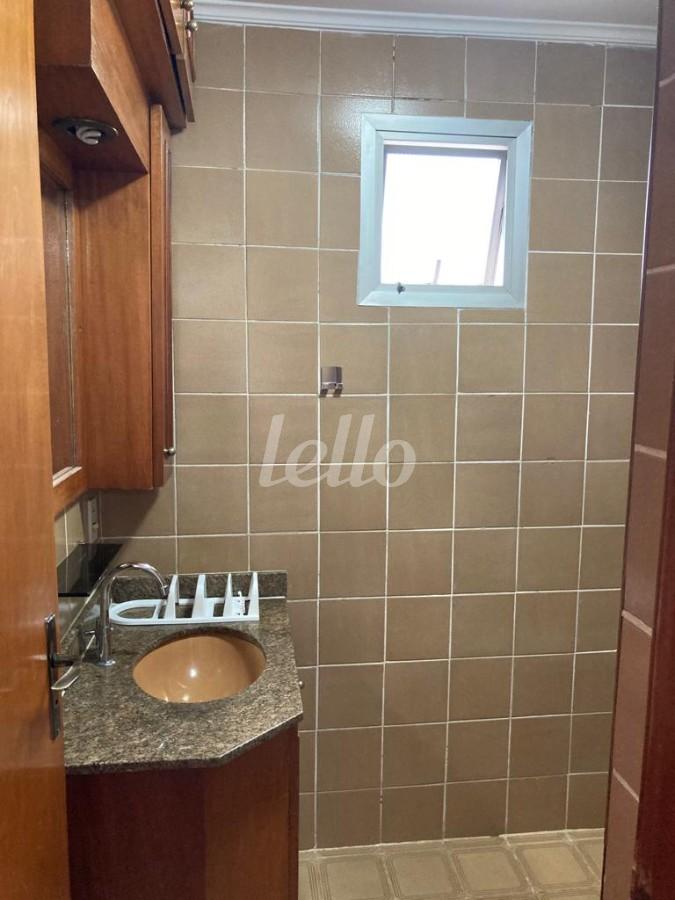 BANHEIRO SOCIAL de Apartamento para alugar, Padrão com 60 m², 1 quarto e 1 vaga em Vila Moraes - São Paulo