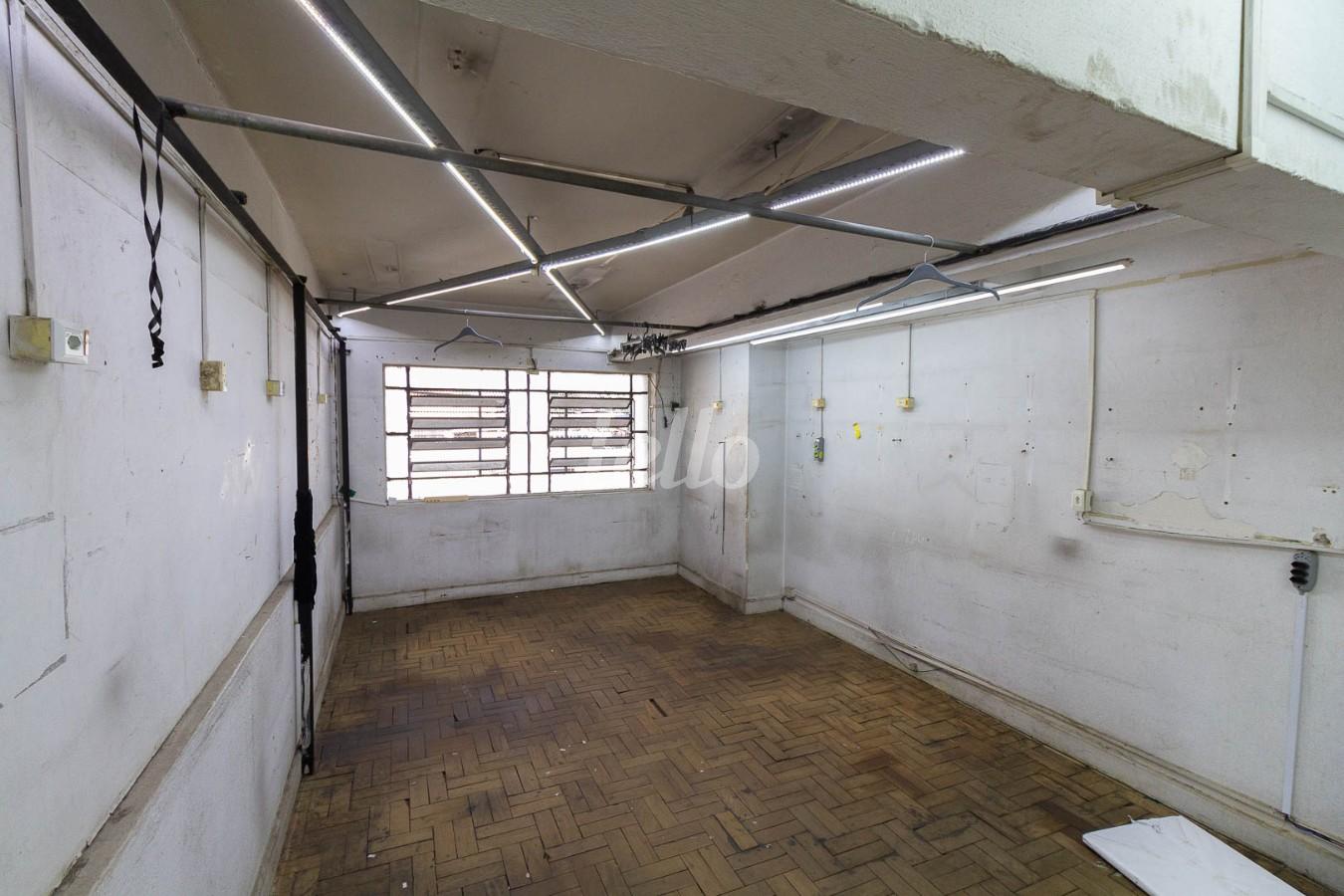 MEZANINO de Salão à venda, Padrão com 800 m², e em Mooca - São Paulo