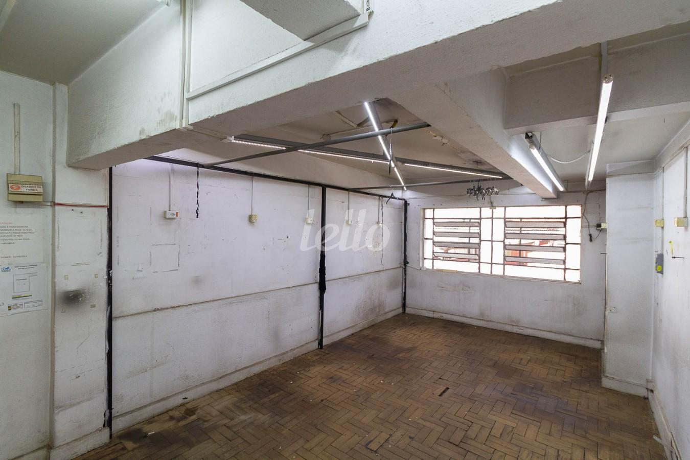 MEZANINO de Salão à venda, Padrão com 800 m², e em Mooca - São Paulo