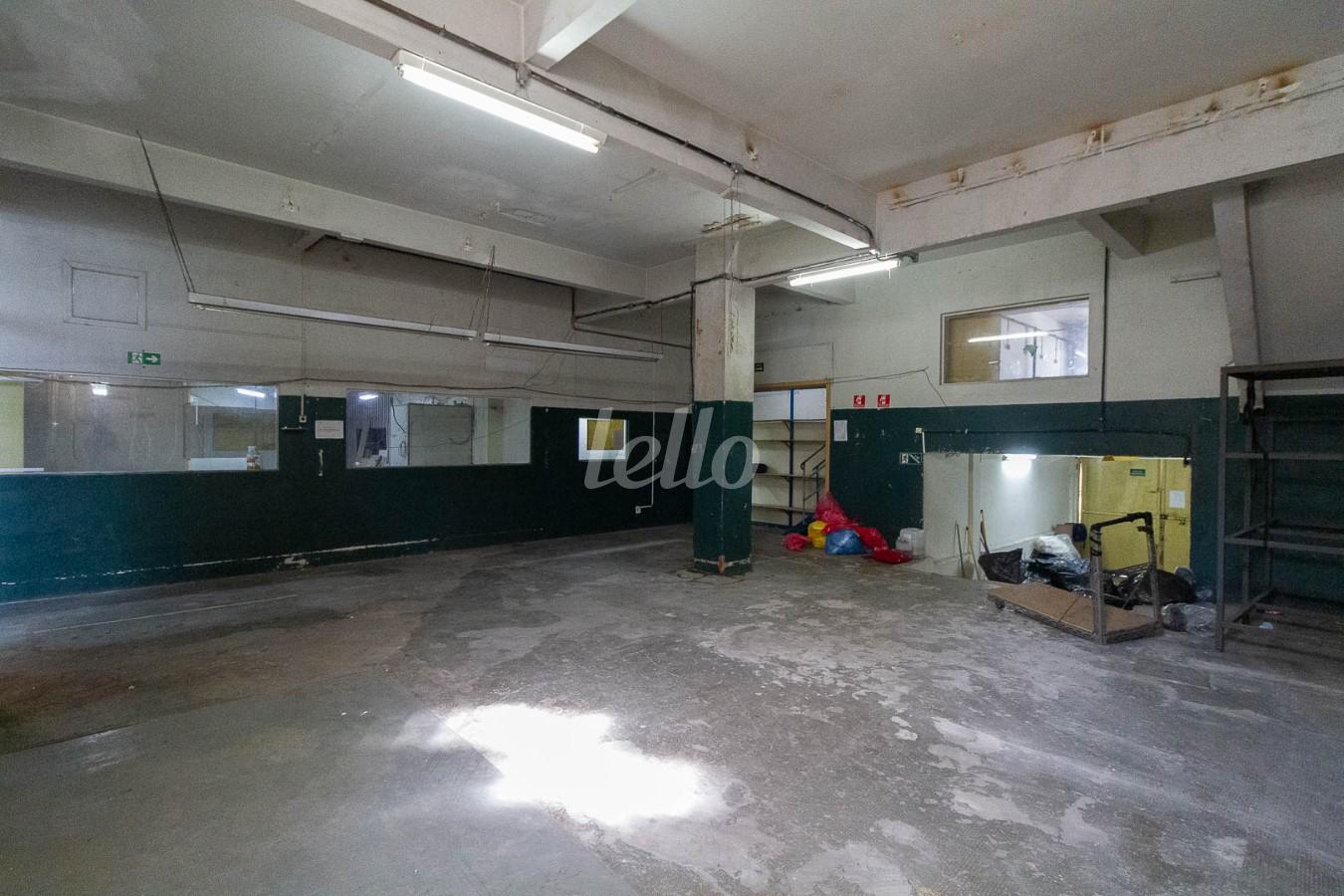 SALA 4 de Salão à venda, Padrão com 800 m², e em Mooca - São Paulo