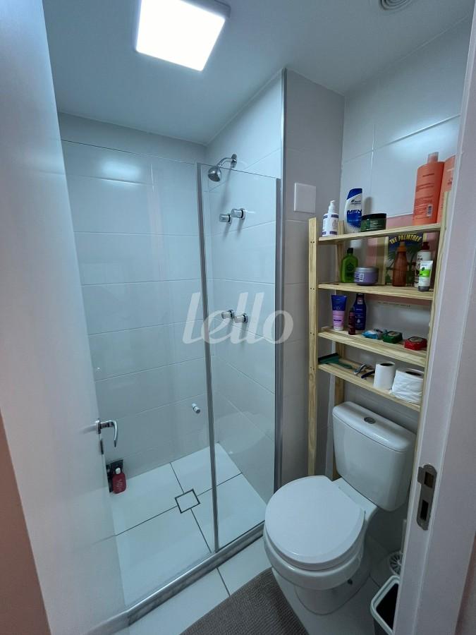 BANHEIRO SOCIAL de Apartamento para alugar, Padrão com 34 m², 1 quarto e em Vila Mariana - São Paulo