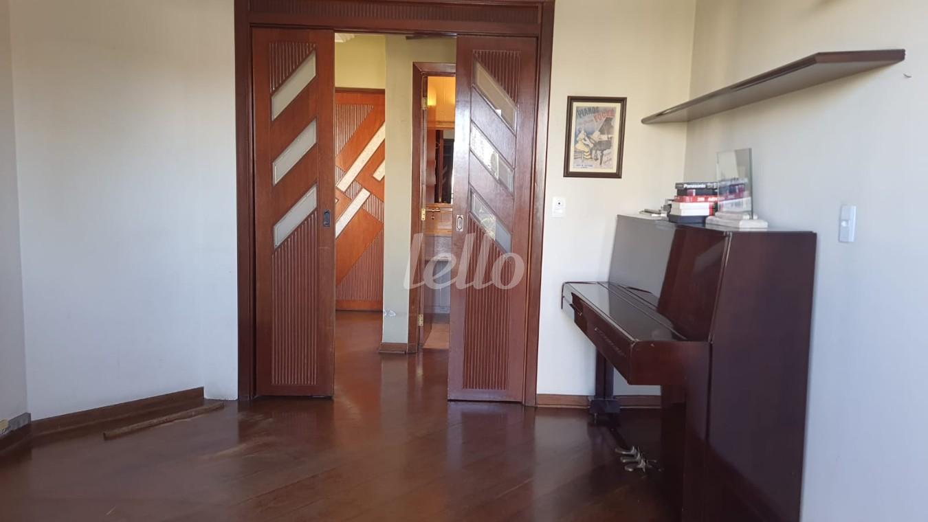 ESCRITORIO de Apartamento à venda, Padrão com 198 m², 5 quartos e 4 vagas em Parque da Mooca - São Paulo