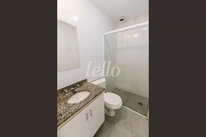 BANHEIRO de Apartamento para alugar, Padrão com 50 m², 1 quarto e 1 vaga em Barra Funda - São Paulo