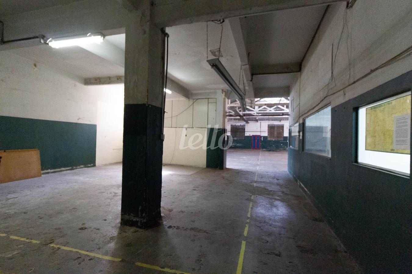 SALA 4 de Prédio Comercial à venda, Monousuário com 1120 m², e em Mooca - São Paulo