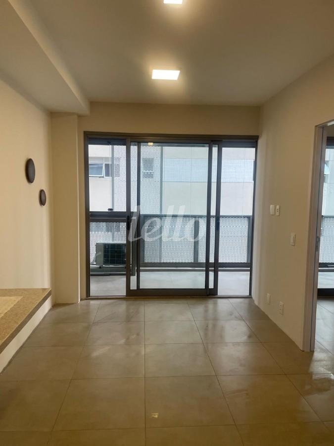 SALA de Apartamento à venda, Padrão com 37 m², 1 quarto e 1 vaga em Pinheiros - São Paulo