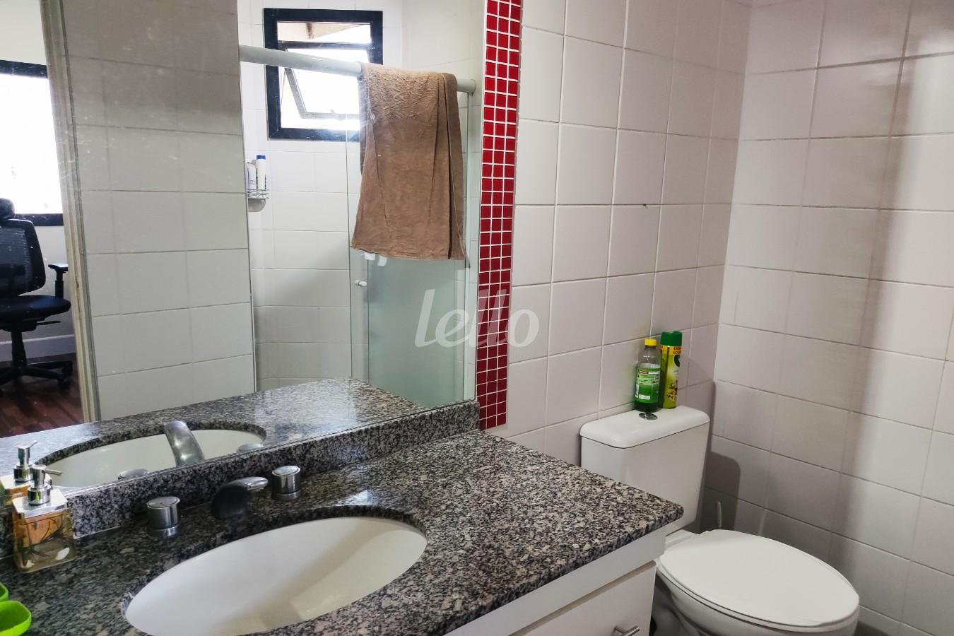 SUITE de Apartamento à venda, Padrão com 45 m², 1 quarto e 1 vaga em Tatuapé - São Paulo