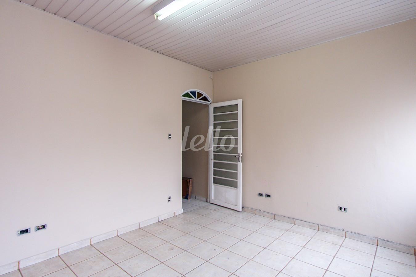 02QUARTO-1_002 de Sala / Conjunto para alugar, Padrão com 75 m², e em Vila Gomes Cardim - São Paulo