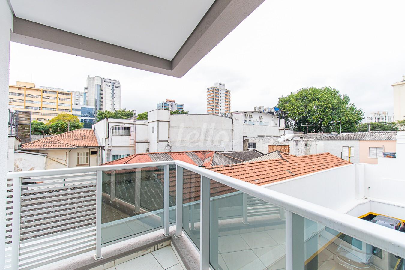 VARANDA de Sala / Conjunto à venda, Padrão com 35 m², e 1 vaga em Vila Clementino - São Paulo