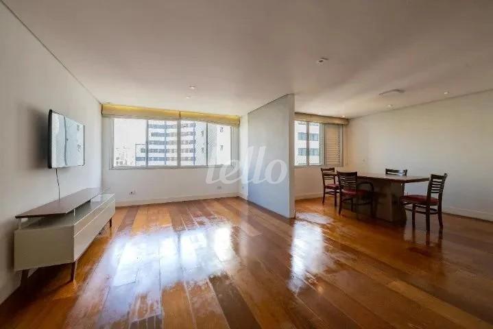 LIVING de Apartamento à venda, Padrão com 107 m², 3 quartos e 1 vaga em Paraíso - São Paulo