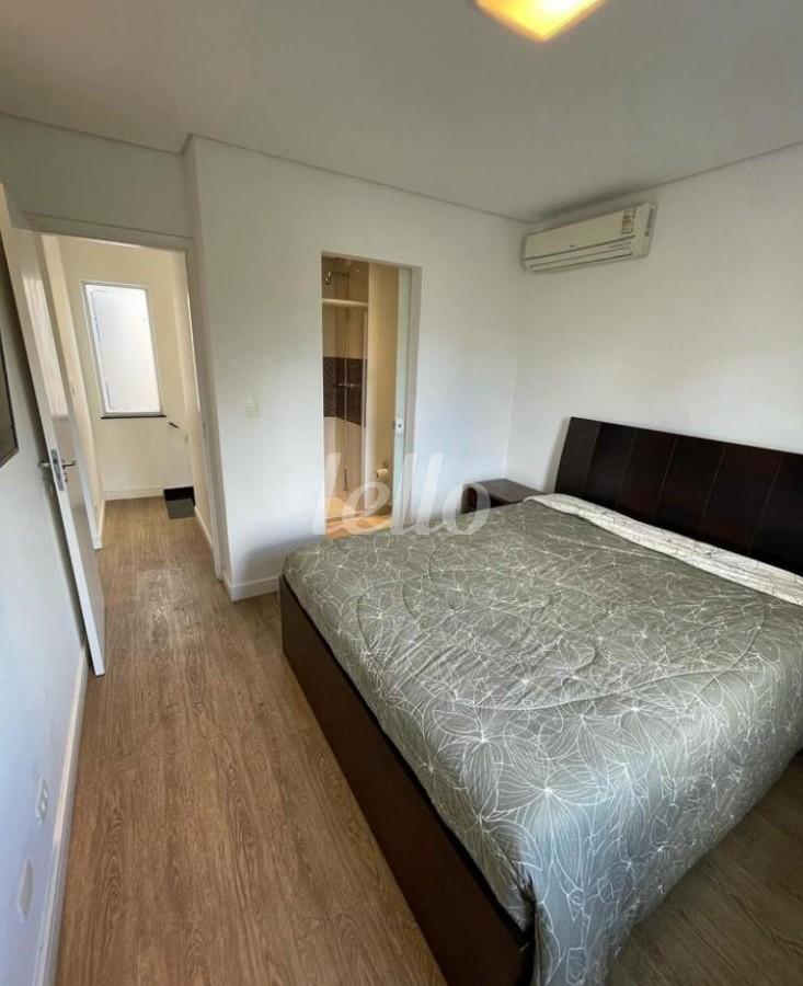 SUÍTE de Casa à venda, sobrado com 104 m², 3 quartos e 2 vagas em Vila Mazzei - São Paulo