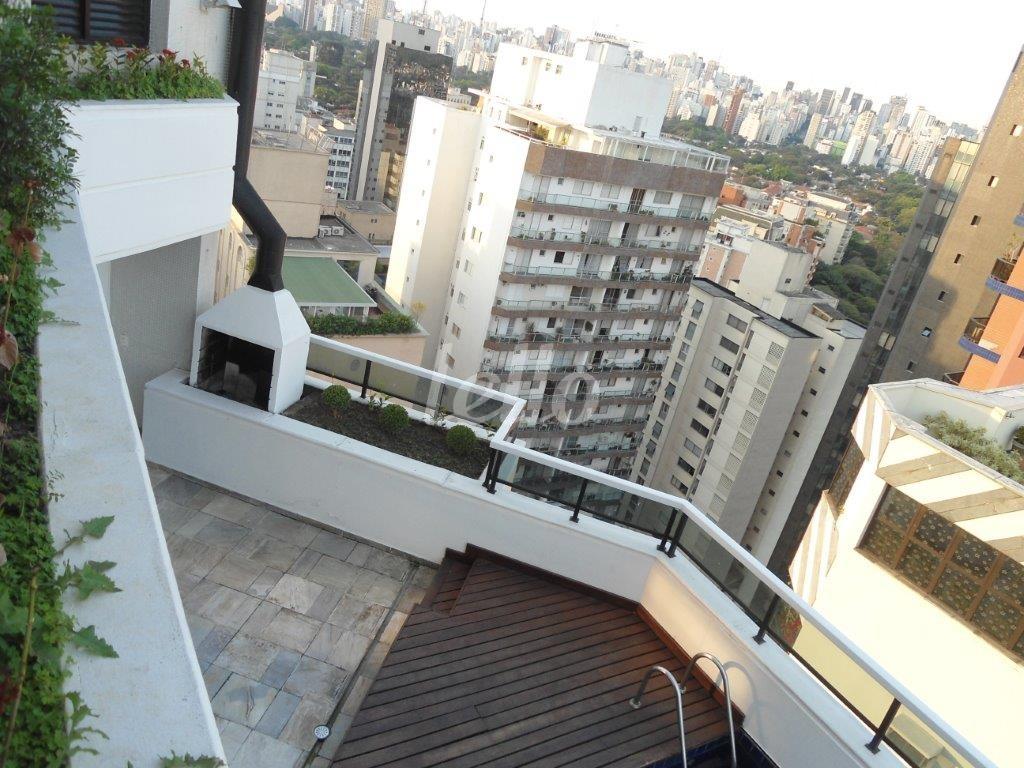 VARANDA GOUMERT de Apartamento para alugar, Padrão com 311 m², 4 quartos e 4 vagas em Itaim Bibi - São Paulo