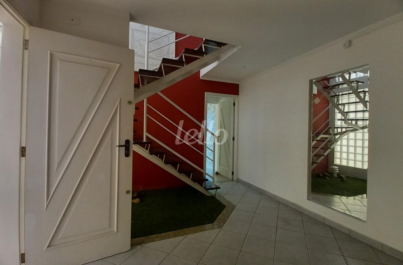 SALA ENTRADA PISO TÉRREO de Casa à venda, sobrado com 165 m², e 2 vagas em Parque da Vila Prudente - São Paulo