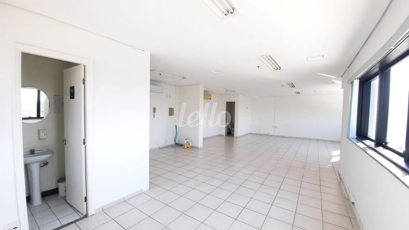 SALA de Sala / Conjunto para alugar, Padrão com 80 m², e 2 vagas em Casa Verde - São Paulo