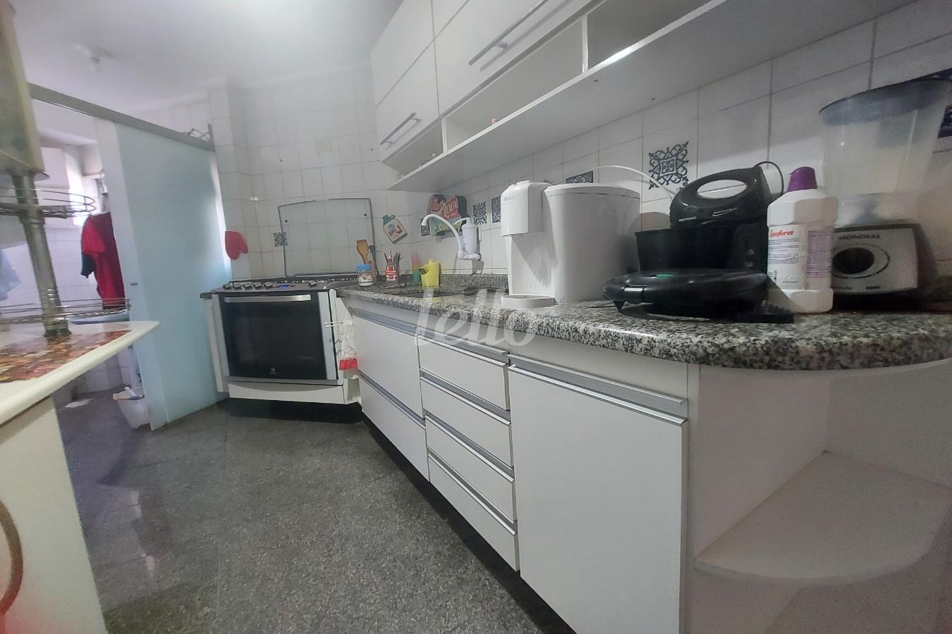 COZINHA de Apartamento à venda, Padrão com 70 m², 2 quartos e 2 vagas em Vila Romero - São Paulo