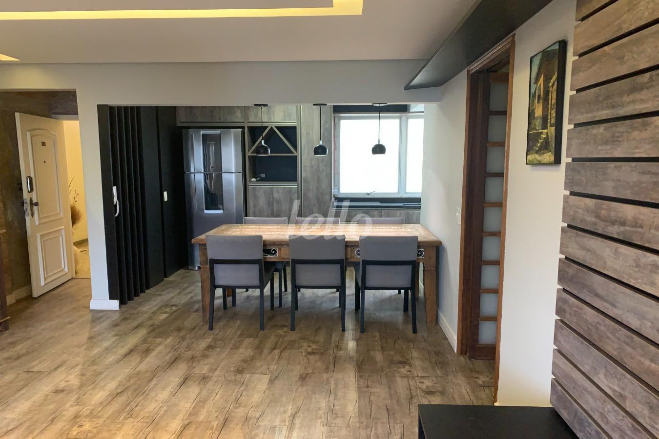 SALA de Apartamento à venda, Padrão com 98 m², 2 quartos e 1 vaga em Vila Clementino - São Paulo