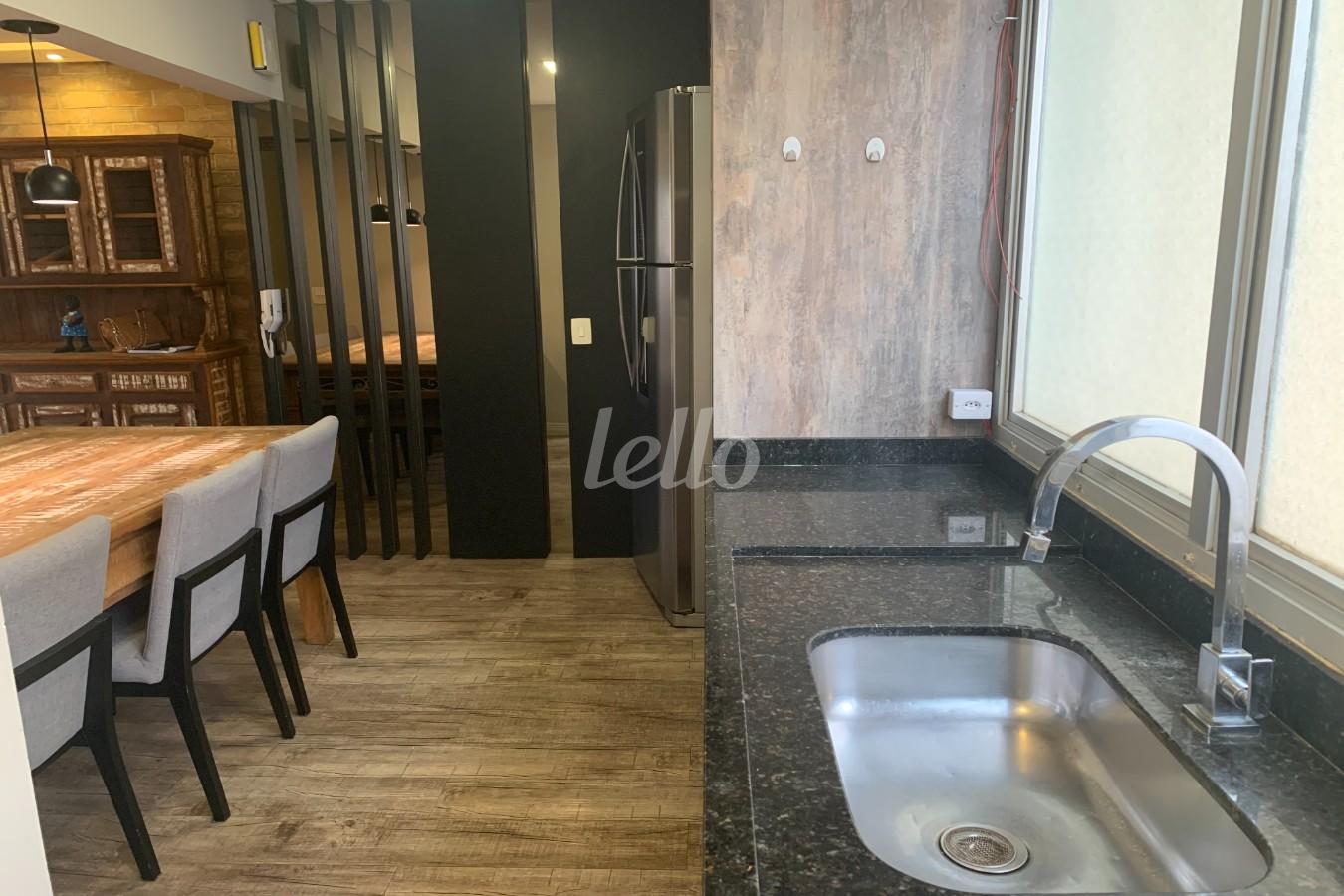 COZINHA de Apartamento à venda, Padrão com 98 m², 2 quartos e 1 vaga em Vila Clementino - São Paulo