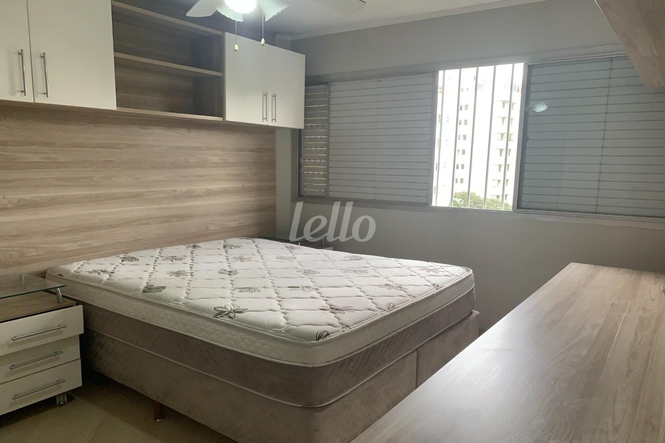 SUÍTE de Apartamento à venda, Padrão com 98 m², 2 quartos e 1 vaga em Vila Clementino - São Paulo