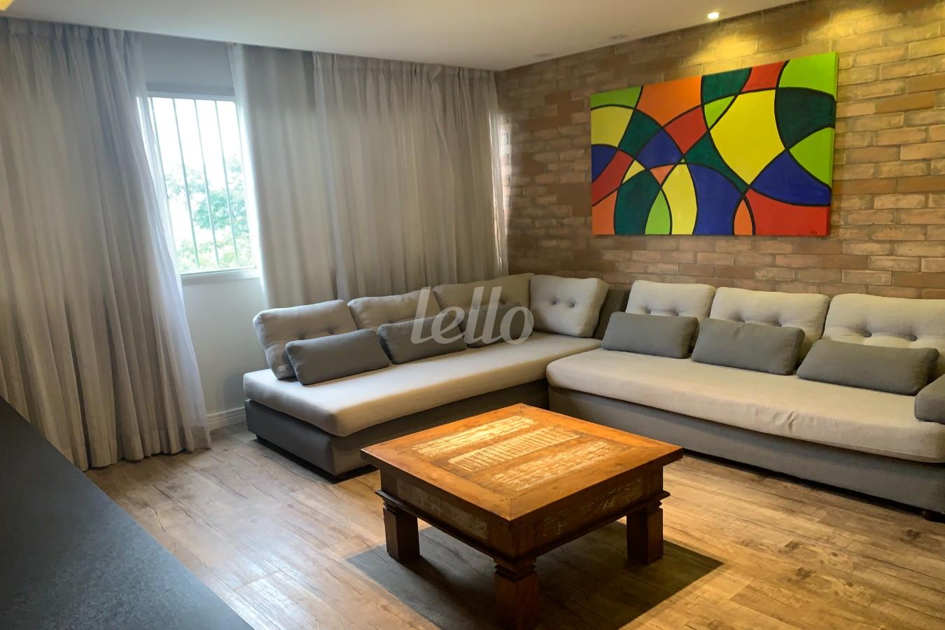 SALA de Apartamento à venda, Padrão com 98 m², 2 quartos e 1 vaga em Vila Clementino - São Paulo