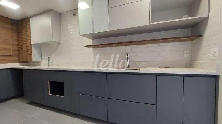 COZINHA de Casa à venda, em condomínio - sobrado com 165 m², 3 quartos e 2 vagas em Chácara Santo Antônio - São Paulo