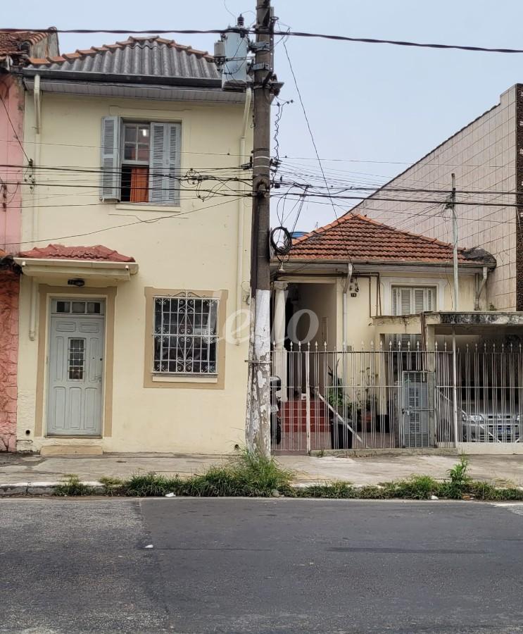 TERRENO de Área / Terreno à venda, Padrão com 300 m², 5 quartos e 1 vaga em Vila Regente Feijó - São Paulo